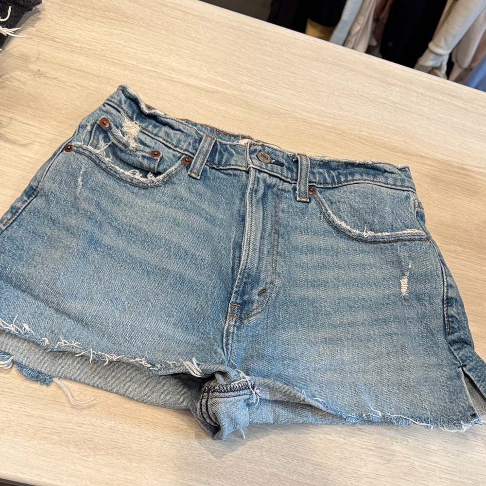 Abercrombie & Fitch Jean Curve Love Mom High Rise Short